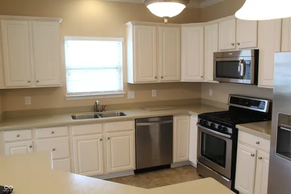 5579 Lipizzan LN, Plainfield, IN 46168