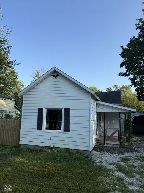 404 E 7th ST, Sheridan, IN 46069