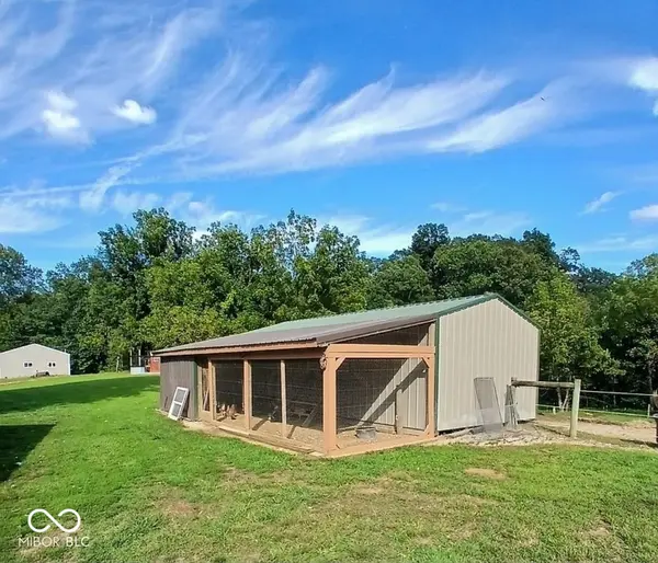 1377 S County Road 150 W, Brownstown, IN 47220