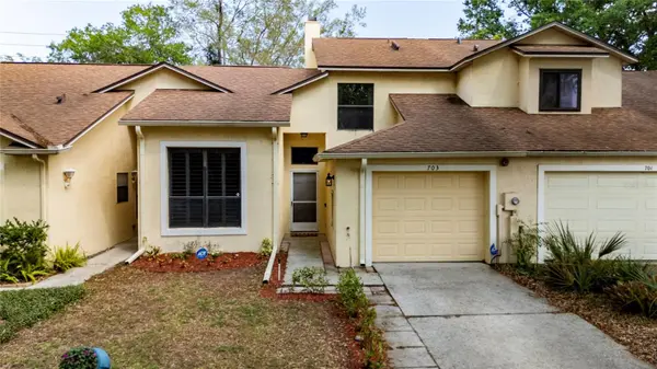 703 SWAN LN, Altamonte Springs, FL 32701