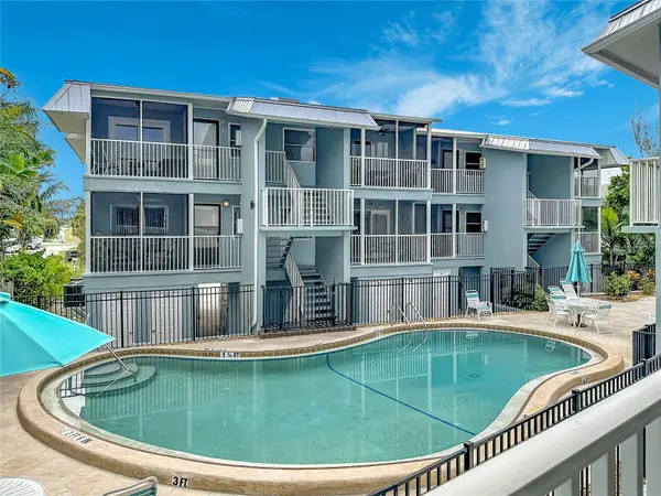 205 HIGHLAND AVE #3, Bradenton Beach, FL 34217