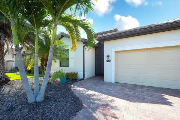 7130 QUIET CREEK DR, Bradenton, FL 34212