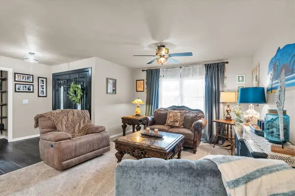 301 THORN HILL PL, Sun City Center, FL 33573