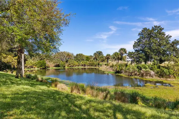 10 RIVER POINT DR, Palm Coast, FL 32137
