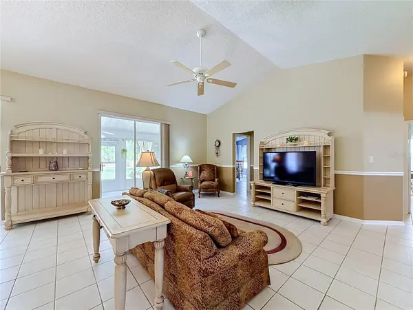 26305 GLEN EAGLE DR, Leesburg, FL 34748