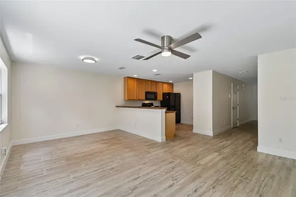 4084 PITCH PINE CIR, Oviedo, FL 32765