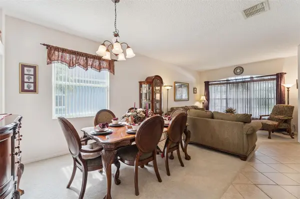 9955 MEDALLION BLUFF LN, Orlando, FL 32829