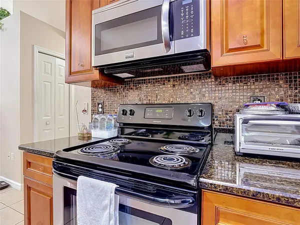 1036 DUDLEY DR, Kissimmee, FL 34758