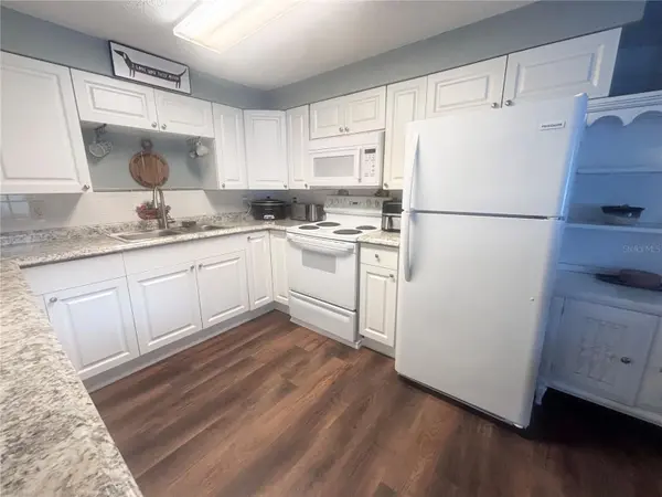 4824 8TH ST, Zephyrhills, FL 33542
