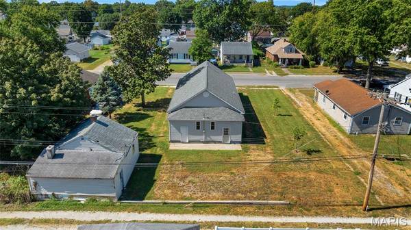526 State ST, Dupo, IL 62239