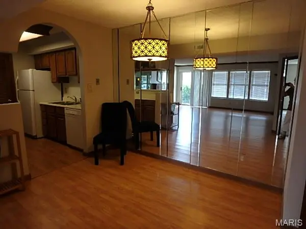 415 Shirley Ridge DR #16, St Charles, MO 63304