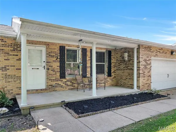 7 Bittersweet DR, St Clair, MO 63077