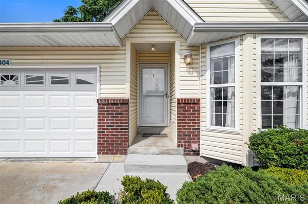 404 Cardinal Commons CT, St Peters, MO 63376