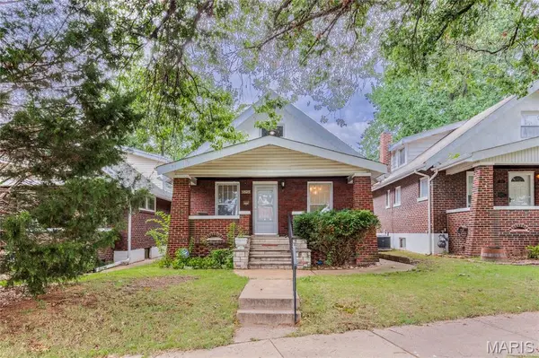 3325 Norma CT, St Louis, MO 63139