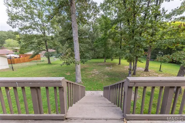 949 Robin LN, Poplar Bluff, MO 63901