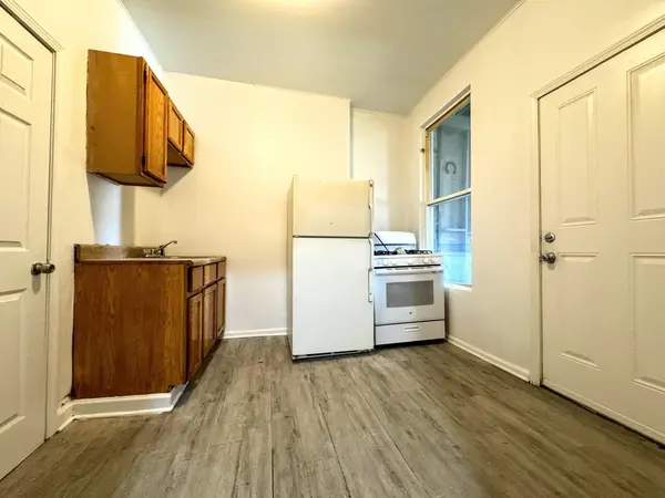 5126 W Fulton ST, Chicago, IL 60644