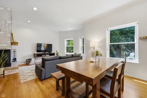 1044 W Byron ST #2E, Chicago, IL 60613