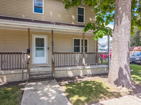 521 W Water ST, Pontiac, IL 61764