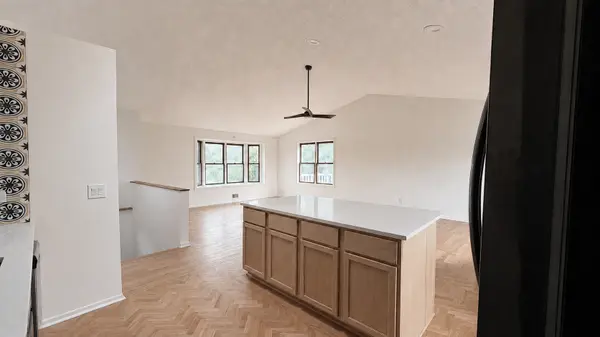 23689 N Midlothian RD, Lake Zurich, IL 60047