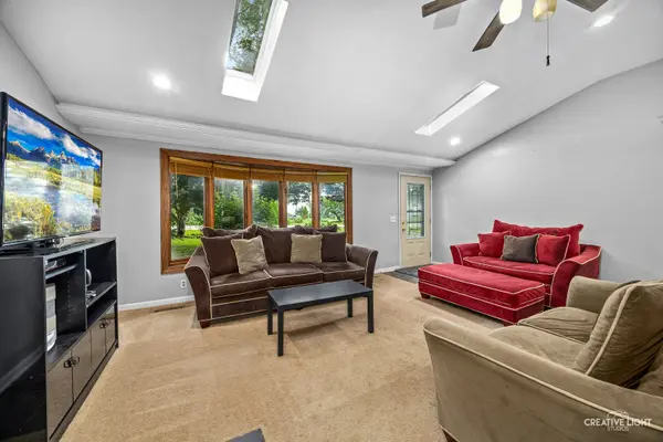 4520 Douglas RD, Oswego, IL 60543