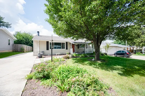 303 MacGregor RD, Lockport, IL 60441