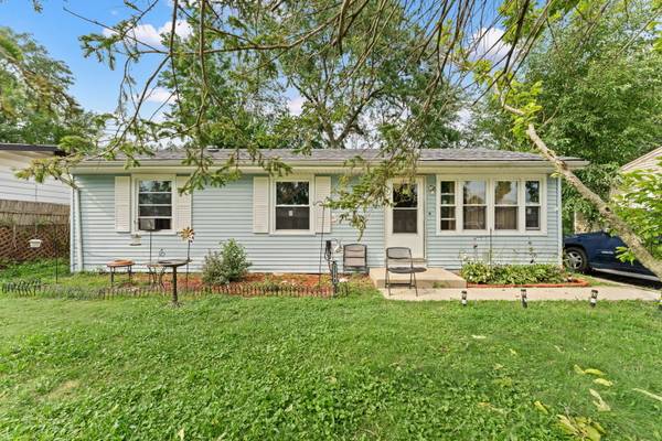 3360 Magnolia DR, Markham, IL 60428