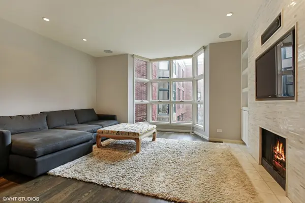 1701 N Halsted ST #E2, Chicago, IL 60614