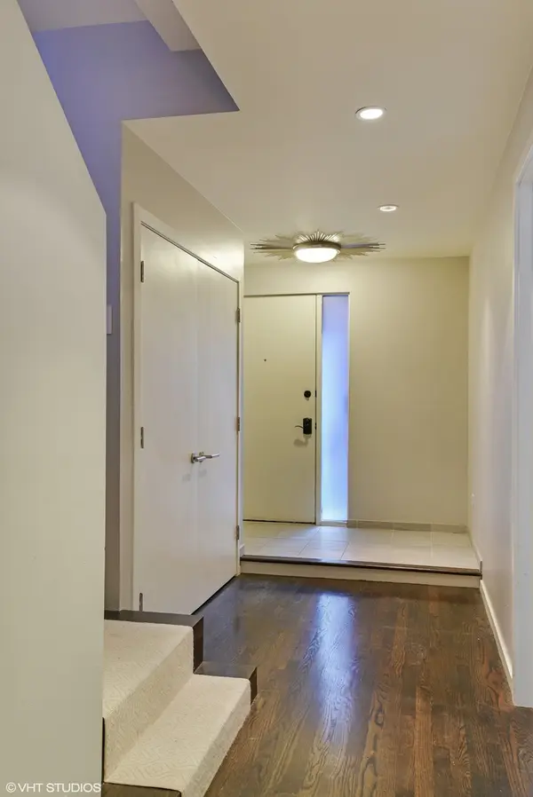 1701 N Halsted ST #E2, Chicago, IL 60614