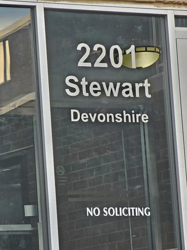 2201 STEWART S #6H, Lombard, IL 60148