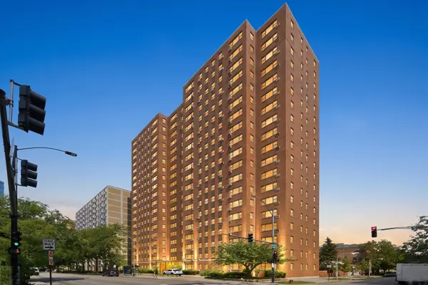 2909 N Sheridan RD #1204, Chicago, IL 60657