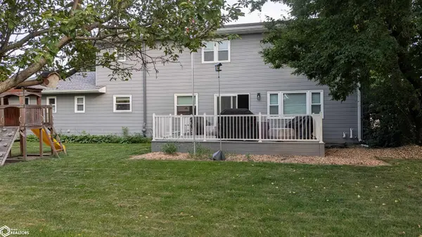 120 Woodbine, Mason City, IA 50401