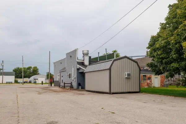 215 E State Street, Morocco, IN 47963