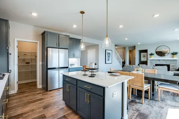 17236 Durham DR, Lakeville, MN 55044