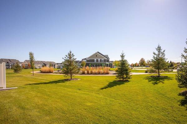 5321 94th LN N, Brooklyn Park, MN 55443