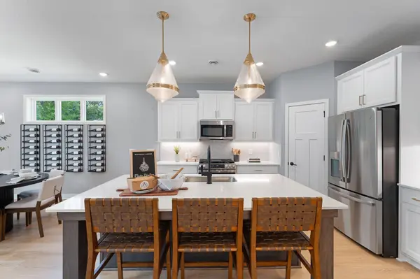 10574 Mississippi Dunes TRL S, Cottage Grove, MN 55016