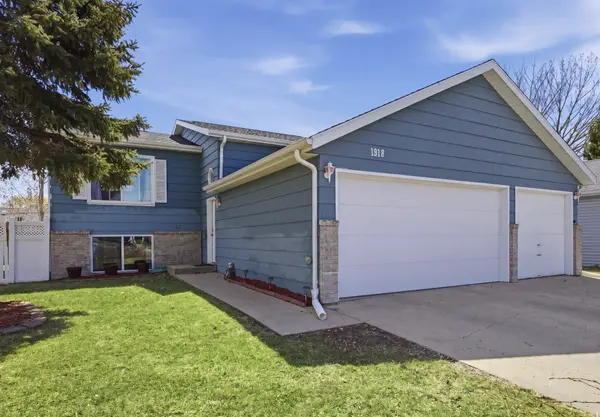 1918 55th AVE S, Fargo, ND 58104