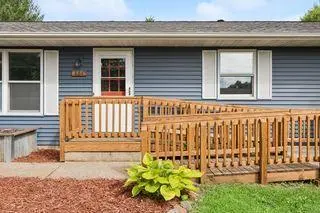 661 S Hill DR, New Richmond, WI 54017