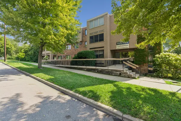 1034 Cleveland AVE S #105, Saint Paul, MN 55116