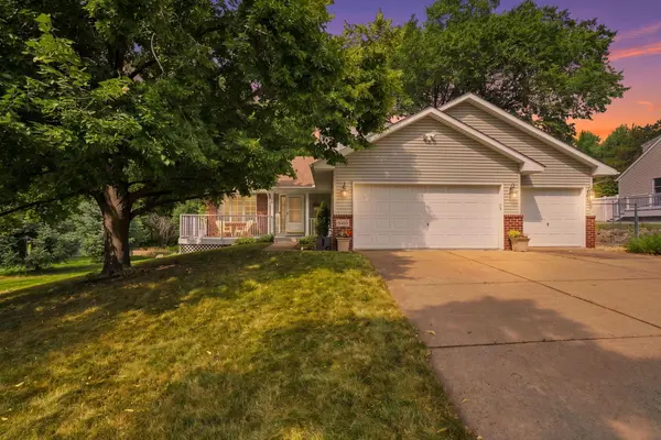 3393 Owasso ST, Shoreview, MN 55126