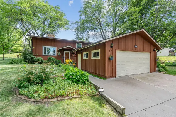 6041 Sumter PL N, New Hope, MN 55428