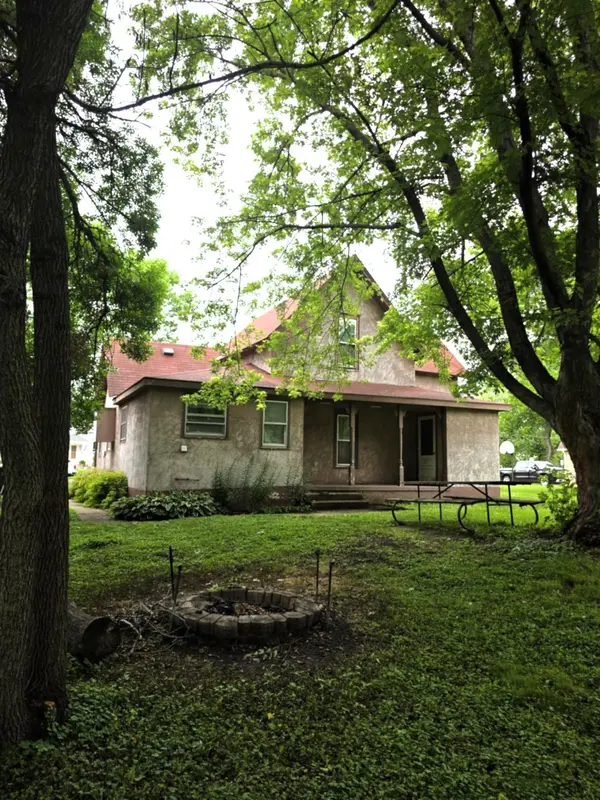 411 Pine ST, Paynesville, MN 56362