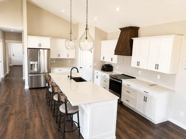 2009 Oscar DR NE, Rochester, MN 55906