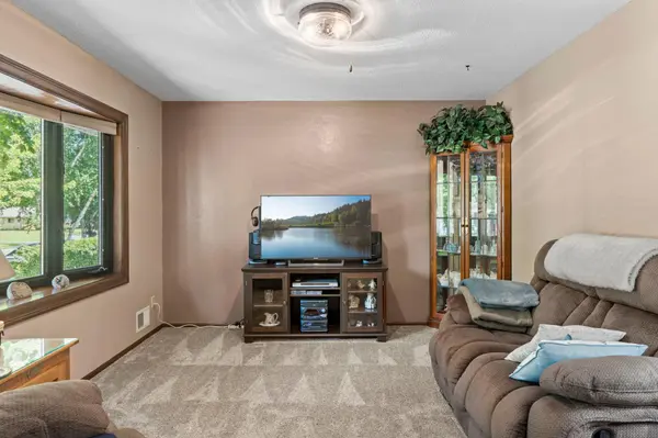 119 Oak AVE SW, Saint Michael, MN 55376