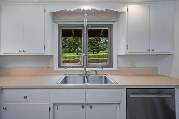 350 E Amber Lake DR, Fairmont, MN 56031