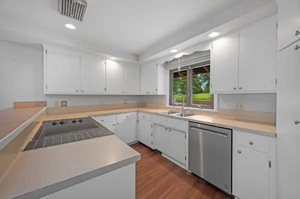 350 E Amber Lake DR, Fairmont, MN 56031