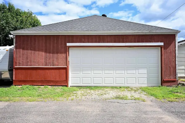 551 E 5th ST, Winona, MN 55987