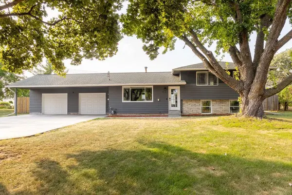 316 Cannon View DR, Red Wing, MN 55066