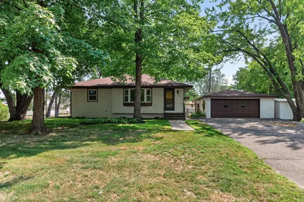 1220 4th ST, Saint Paul Park, MN 55071