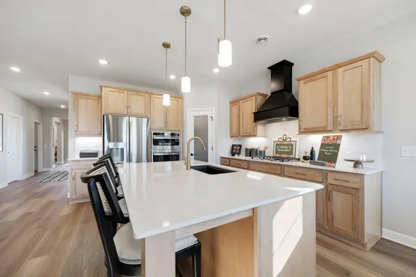 10647 Mississippi Dunes TRL S, Cottage Grove, MN 55016