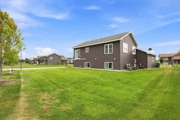 270 Prairie RD, New Richmond, WI 54017